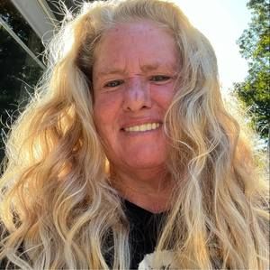 Meet your Posher, Jeannie